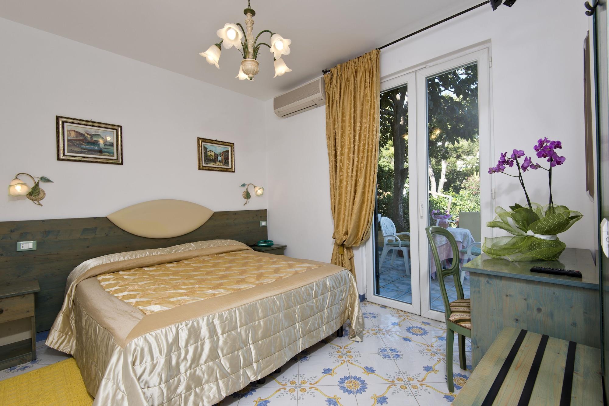 Giardino Delle Ninfe E La Fenice Hotel Ischia